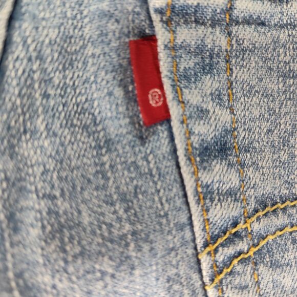 Levi's Jeans Womens 12M Lightwash 550 Relaxed Fit Bootcut Stretchy Midrise - Picture 4 of 11